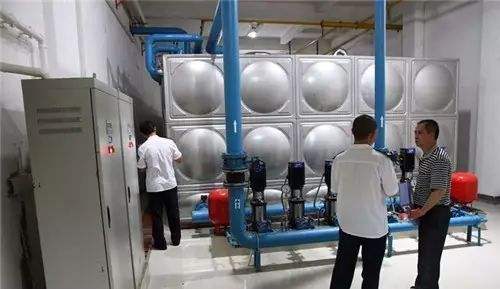 timg (4).jpg 二次供水設(shè)備